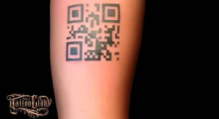 QR CODE VIROU TATUAGEM