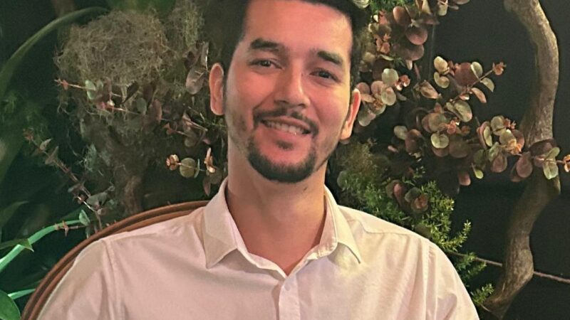 Lançamento do livro “Nikito – O Guerreiro Determinado” une fantasia medieval e emoção em um comércio de autógrafos em Uberlândia