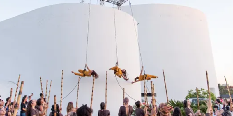 O FOGO DE PROMETEU NO TEATRO MUNICIPAL DE UBERLÂNDIA