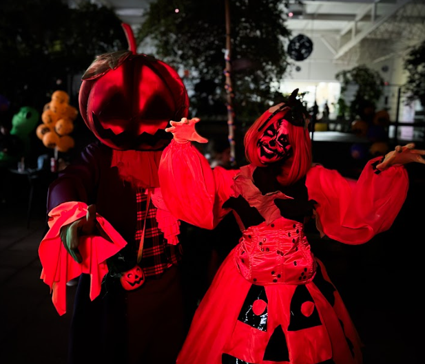 Casa Thomas Jefferson celebra Halloween com tradicional festa em Uberlândia