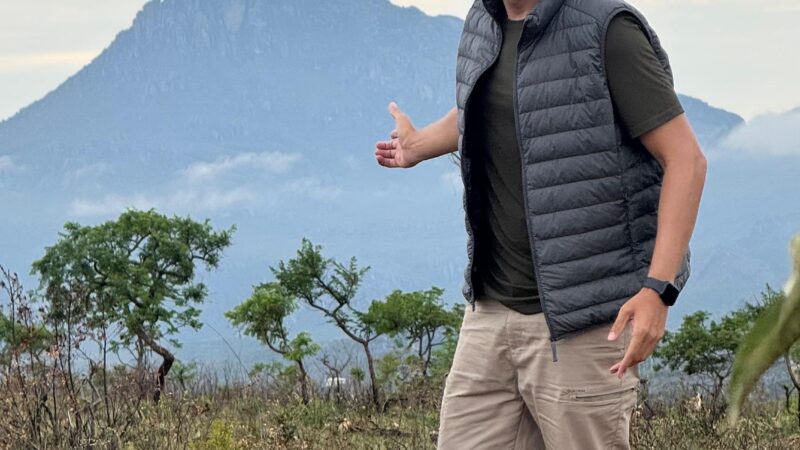 Em fase autoral, ex-apresentador do Globo Esporte explora a Cordilheira do Espinhaço