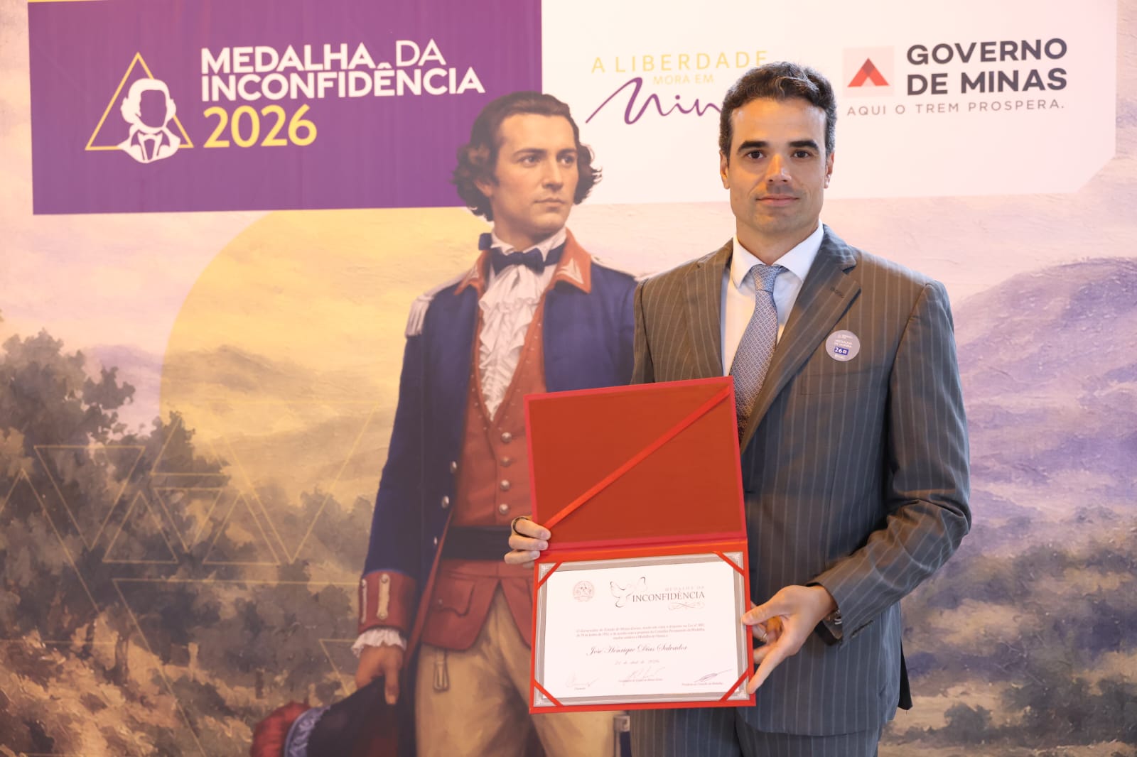 CEO da Rede Mater Dei, José Henrique Salvador, recebe Medalha da Inconfidência – maior honraria do estado de Minas Gerais