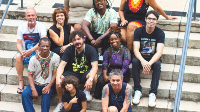 Espetáculo “Poesia Falada Subsolo” apresenta encontro entre palavra, oralidade, som e imagem