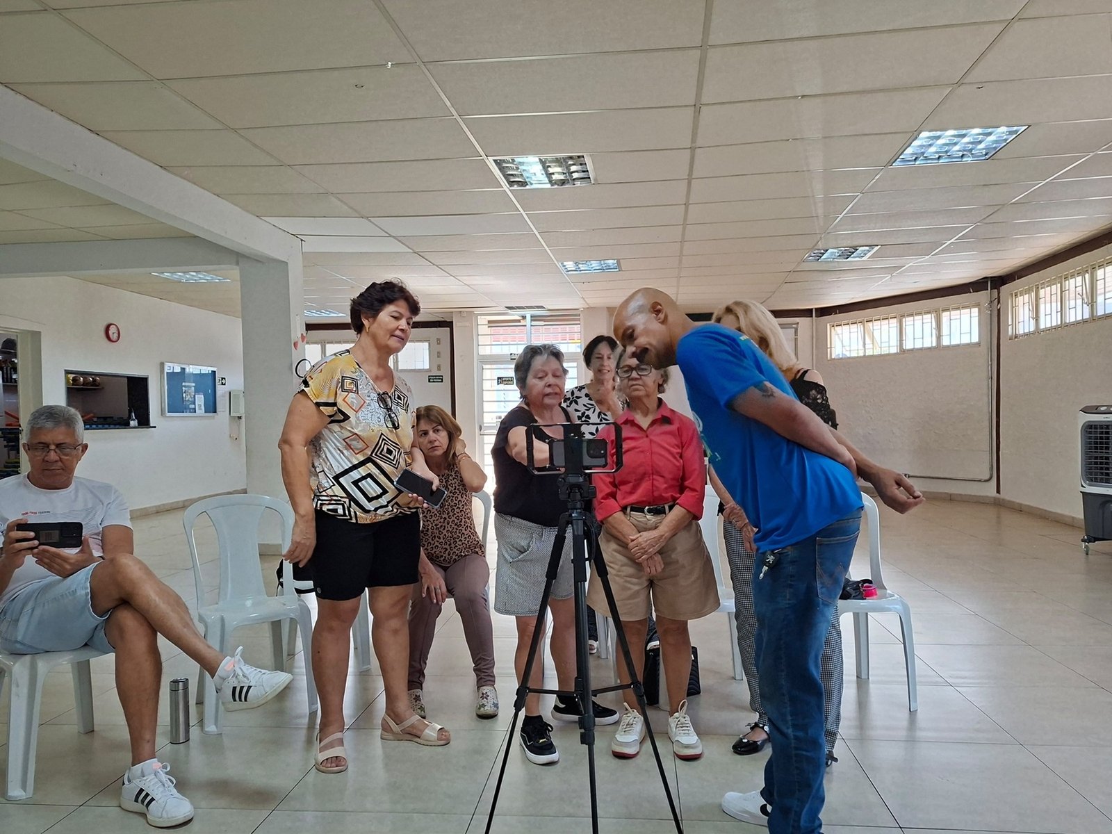 “Educação em Cena” transforma celulares em ferramentas de criação, expressão e transformação social