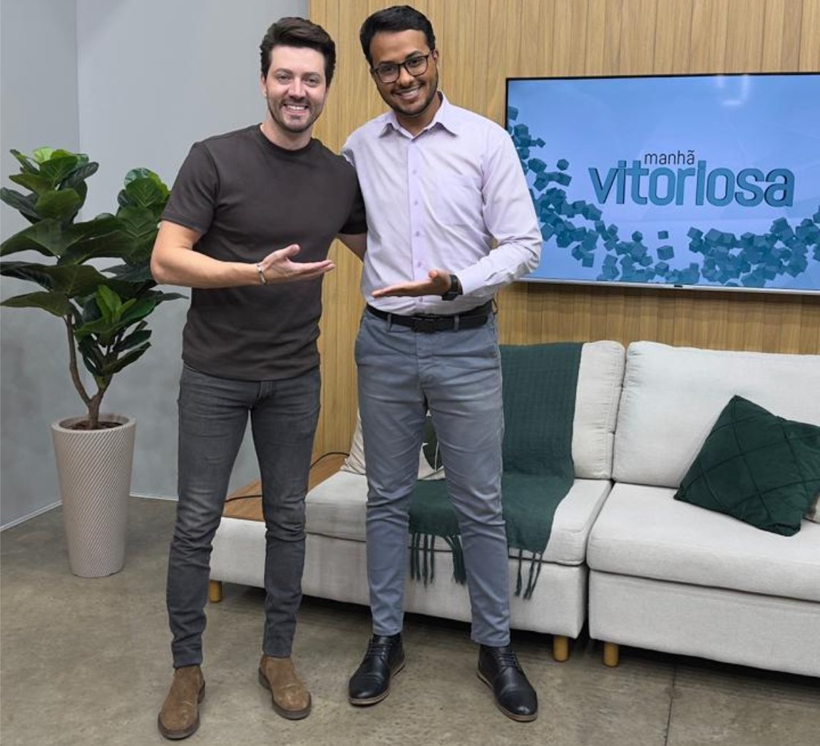 Cantor sertanejo Evandro Jr. é a atração do Programa Manhã Vitoriosa nesta sexta-feira (11)