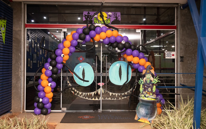 Casa Thomas Jefferson realiza tradicional festa de Halloween em Uberlândia