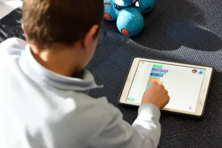 Algar e Kiddle Pass se unem para oferecer plataforma de educação infantil em combo com banda larga